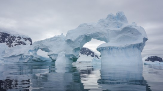 antarctic_express_fly_drake_cruise_review_sculptural_berg_620.jpg